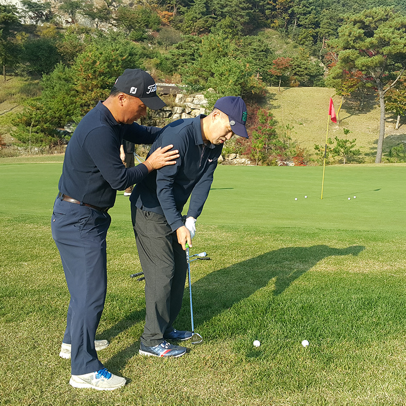 천룡CC에서 주말 골프합숙훈련
